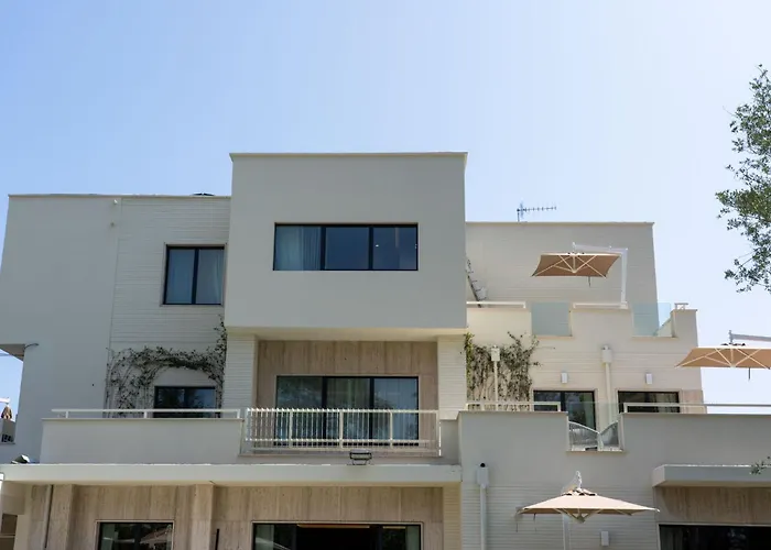 Отель Verdeoro 5*